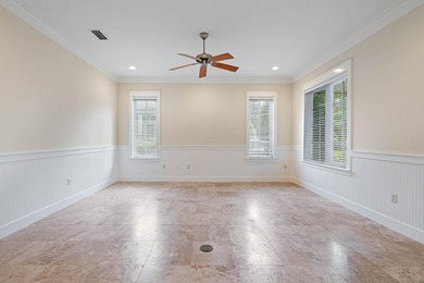 This 3 bed / 2 bath Florida Cottage style home in the lush and - photo 12