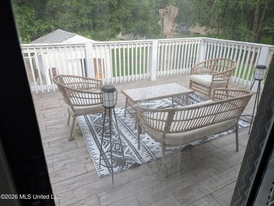 Beautifully maintained, this 4-bedroom, 2-bath home in the heart - photo 12
