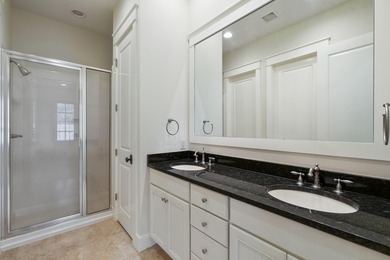 This 3 bed / 2 bath Florida Cottage style home in the lush and - photo 26