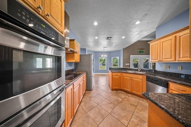 Custom Waterfront Home on Toledo Bend - Bass Capital of Texas - photo 5