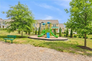 Nestled in the heart of New Town, this beautiful townhouse - photo 44