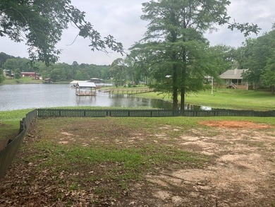Big, two story, lakefront home with 6 bedrooms and 4.5 baths - photo 4