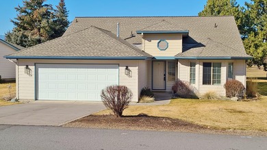 Upper Klamath Lake Condo For Sale in Klamath Falls Oregon