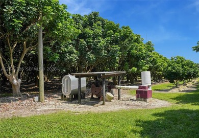 Exceptional opportunity to own a turnkey 29-acre - photo 12