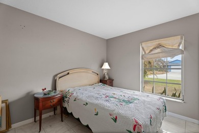 Welcome to this charming 2-bedroom, 2-bath single-family home - photo 12