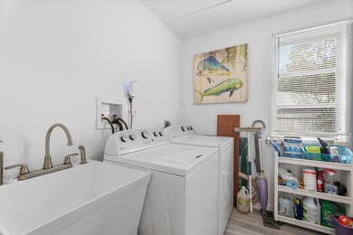 Welcome to this charming 2-bedroom, 2-bath single-family home - photo 14