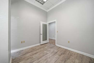 Premium office space available in the heart of Destin. This unit - photo 15