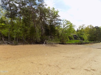 Experience Lakeside Luxury on Cherokee Lake. Discover your own - photo 21