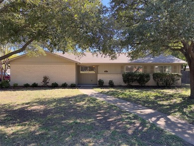 Lake Waco Home For Sale in Waco Texas