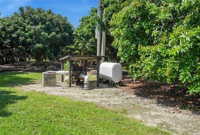 Exceptional opportunity to own a turnkey 29-acre - photo 22