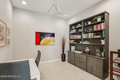 Stunning townhome in Terra Costa! All one level, sleek - photo 22