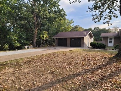 LONGTOWN WATERFRONT HOME RIGHT OFF HIGHWAY 9E! If you are - photo 22