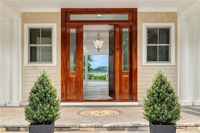 Extraordinary Watch Hill Estate -- Where Modern Luxury Meets - photo 3