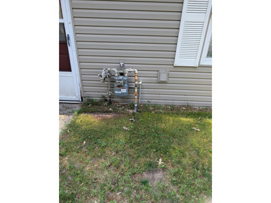 3 bedroom 1 bath home on 4 lots with 2.5 car attached garage and - photo 30