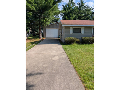 3 bedroom 1 bath home on 4 lots with 2.5 car attached garage and - photo 41