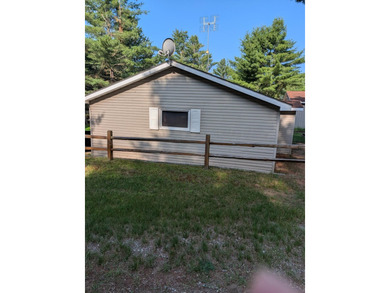 3 bedroom 1 bath home on 4 lots with 2.5 car attached garage and - photo 42