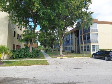 Welcome to Bella Mar in Deerfield Beach! This 1BR/1BA - photo 44