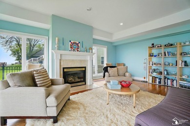Wake up to see the sunrise over Lake Erie! Unique lakefront home - photo 45