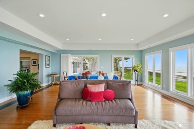 Wake up to see the sunrise over Lake Erie! Unique lakefront home - photo 46