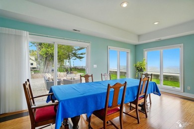 Wake up to see the sunrise over Lake Erie! Unique lakefront home - photo 47