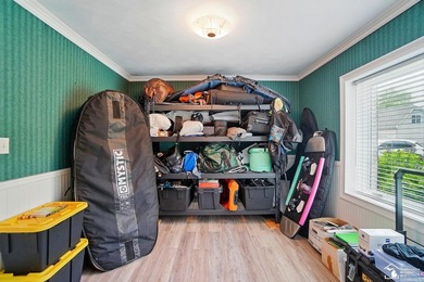 Wake up to see the sunrise over Lake Erie! Unique lakefront home - photo 49