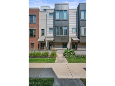 Lake Erie - Cuyahoga County Townhome/Townhouse For Sale in Cleveland Ohio