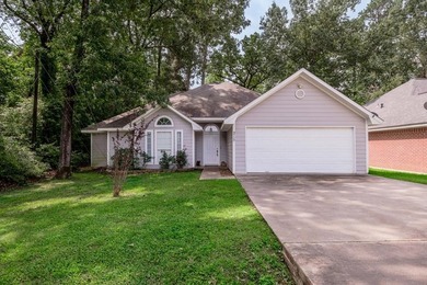 Lake Livingston Home Sale Pending in Onalaska Texas