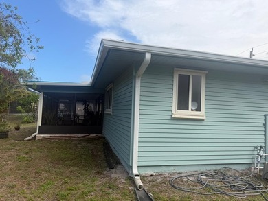 Enjoy this nest away home, includes solar panel, water system - photo 10
