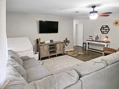 Beautiful 4BR/3BA brick home with over 2,100 sq ft in the - photo 2