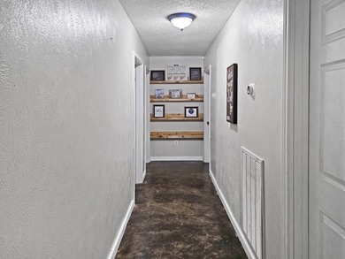 Beautiful 4BR/3BA brick home with over 2,100 sq ft in the - photo 10