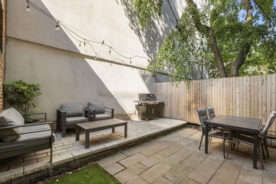 Welcome to this beautifully maintained approximately 1,065 sq - photo 2