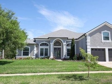 Lake Apopka Home For Sale in Oakland Florida