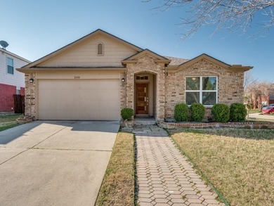 Lake Lewisville Home For Sale in Little Elm Texas