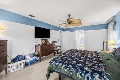 Desirable Southbend CBS 3/2/2 Pool/Spa Home On CORNER Lot. 5 - photo 18