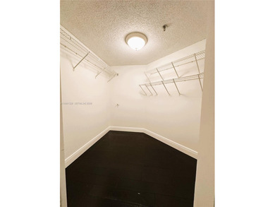 STUNNING MIAMI BEACH 2 BEDROOM, 2 BATHROOMS CONDO FACING THE