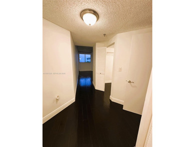 STUNNING MIAMI BEACH 2 BEDROOM, 2 BATHROOMS CONDO FACING THE