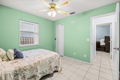 Desirable Southbend CBS 3/2/2 Pool/Spa Home On CORNER Lot. 5 - photo 26