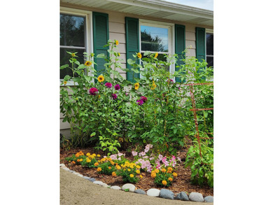 Truly Move-In Ready, This Lovely Home on Lake Huron Has So Many - photo 35
