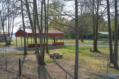 Enjoy a perfect retreat on this well maintained, fully fenced - photo 7