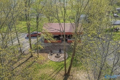Enjoy a perfect retreat on this well maintained, fully fenced - photo 8