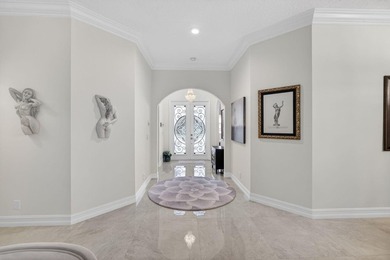 A true resort home on a large, premium pie shaped lot, with high - photo 8