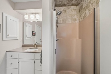 Beautiful lannon stone greets you as you approach this 3 bedroom - photo 21