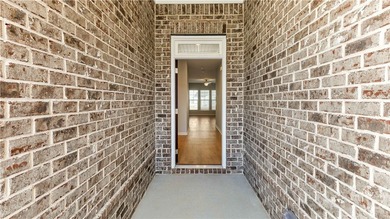 Limited Time Quick Move-in Flash Sale! Home must close in July - photo 3