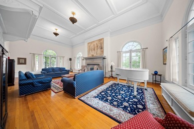 Timeless Waterfront Luxury At 1008 Shore Road In The Prestigious - photo 11