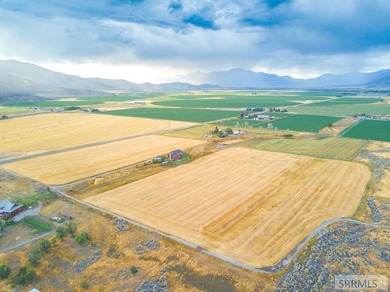 Welcome to your own slice of Idaho hobby-farm heaven in the - photo 11