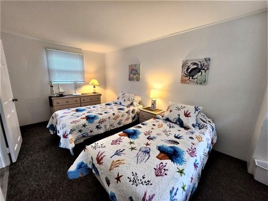 Located in the heart of Stone Harbor, this exceptional - photo 16
