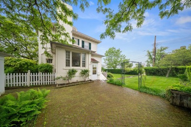 Timeless Waterfront Luxury At 1008 Shore Road In The Prestigious - photo 38