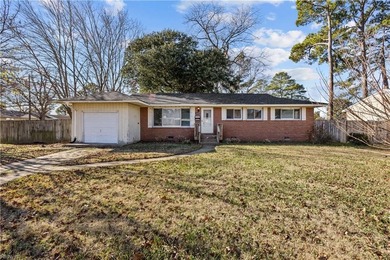 Lake Whitehurst Home For Sale in Norfolk Virginia