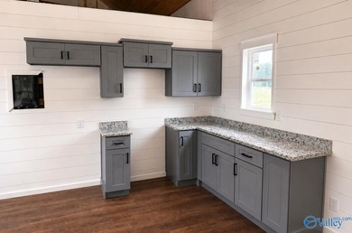 Charming Tiny Home in The Landings at Waterhouse Campground with - photo 5