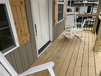 Charming Tiny Home in The Landings at Waterhouse Campground with - photo 8